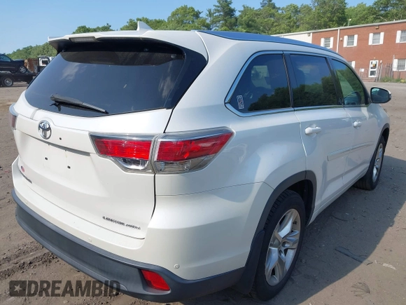 2015 Toyota Highlander Limited with VIN 5TDDKRFH5FS221483, listed as a IAAI auction lot 42517481 with 89,481 mi miles and . Bid and sale history available at DreamBid. Image 4.