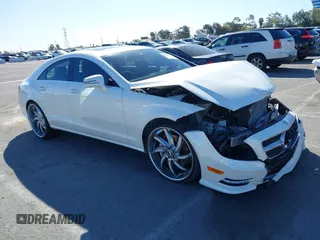 2013 Mercedes-Benz CLS-Class CLS 550 with VIN WDDLJ7DB3DA060584, listed as a IAAI auction lot 41697292 with 42,778 mi miles. Bid and sale history available at carsss.com. Image 1.