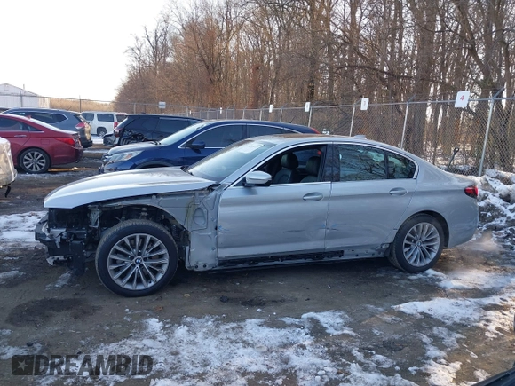 2021 BMW 5 Series 530i xDrive with VIN WBA13BJ02MWX30031, listed as a IAAI auction lot 41249175 with 65,341 mi miles and . Bid and sale history available at carsss.com. Image 14.
