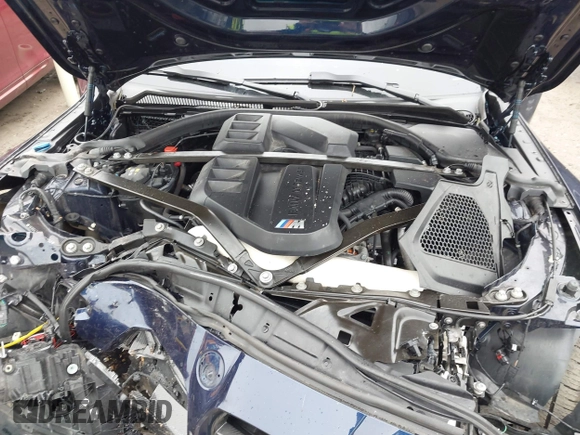 2024 BMW M4 Competition xDrive z VIN WBS43AZ07RCR10248, wystawiony jako IAAI lot #42196536 z przebiegiem 1 718 mil mil oraz . Historia ofert i sprzedaży dostępna na DreamBid. Obrazek 10.