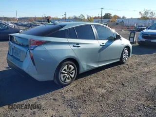 2018 Toyota Prius Two with VIN JTDKBRFU3J3583259, listed as a IAAI auction lot 40688951 with 197,642 mi miles and . Bid and sale history available at DreamBid. Image 4.