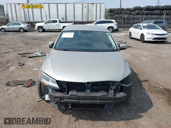 2012 Volkswagen Jetta SE z VIN 3VWDP7AJ6CM127542, wystawiony jako IAAI lot #42405701 z przebiegiem 137 240 mil mil oraz . Historia ofert i sprzedaży dostępna na DreamBid. Obrazek 13.