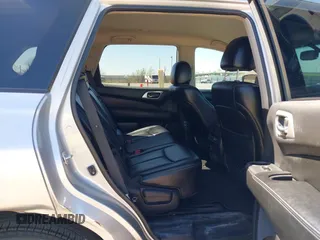 2018 Nissan Pathfinder SL with VIN 5N1DR2MN2JC628615, listed as a IAAI auction lot 41881932 with 122,404 mi miles. Bid and sale history available at carsss.com. Image 8.