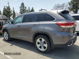 2017 Toyota Highlander Limited with VIN 5TDYZRFH7HS192035, listed as a Copart auction lot 59598985 with 106,595 mi miles and Salvage title. Bid and sale history available at DreamBid. Image 2.