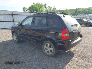 2008 Hyundai Tucson GLS with VIN KM8JM12B48U894789, listed as a IAAI auction lot 41943627 with 194,382 mi miles. Bid and sale history available at carsss.com. Image 3.