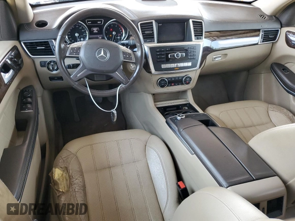2014 Mercedes-Benz GL 450 z VIN 4JGDF7CE4EA333394, wystawiony jako Copart lot #59158875 z przebiegiem 189 925 mil mil oraz Czysty tytuł • Clean title. Historia ofert i sprzedaży dostępna na DreamBid. Obrazek 8.