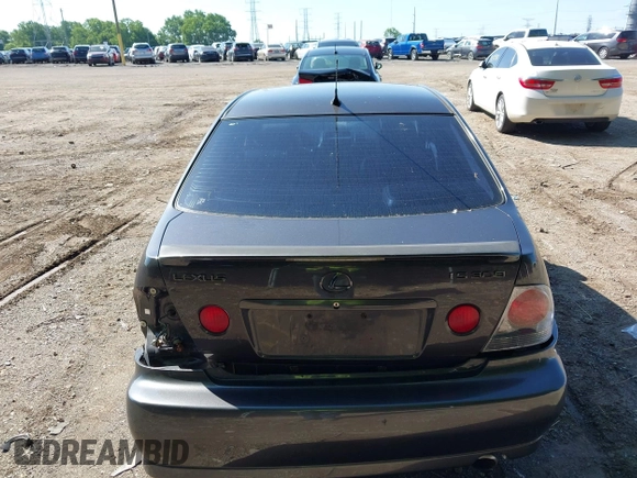 2003 Lexus IS 300/350 z VIN JTHBD192430074659, wystawiony jako IAAI lot #42330747 z przebiegiem 150 809 mil mil oraz . Historia ofert i sprzedaży dostępna na DreamBid. Obrazek 16.