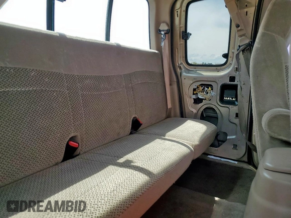 2000 Ford F-150 XL with VIN 1FTZX1729YKB42816, listed as a Copart auction lot 50132615 with 278,231 mi miles and Clean title. Bid and sale history available at DreamBid. Image 10.