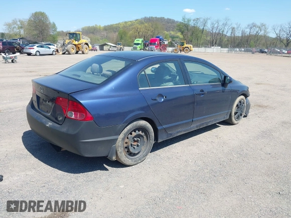 2007 Honda Civic Sdn LX with VIN 1HGFA16547L034503, listed as a IAAI auction lot 42063562 with 181,281 mi miles. Bid and sale history available at carsss.com. Image 4.