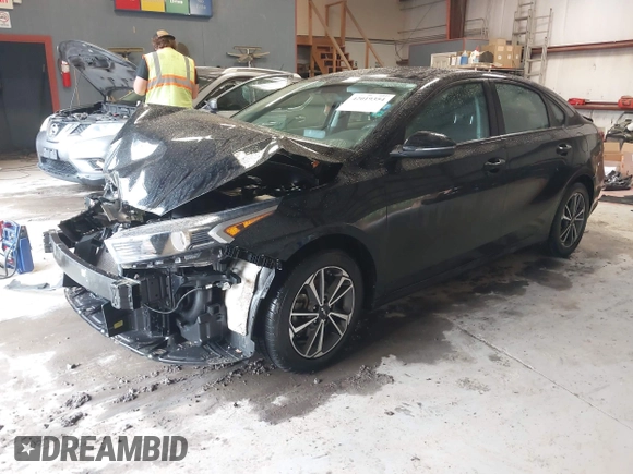 2022 Kia Forte LXS with VIN 3KPF24AD6NE467743, listed as a IAAI auction lot 42019354 with 36,496 mi miles and . Bid and sale history available at DreamBid. Image 18.