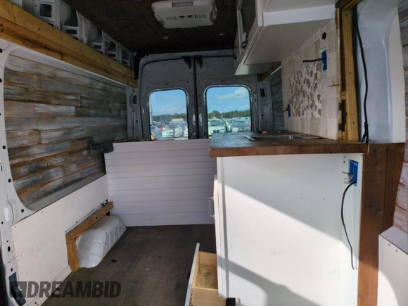2019 Ford Transit с VIN 1FTYR3XM8KKA82456, выставлен на аукционе Copart как лот 75088664 с пробегом Не указан миль и Списание • Salvage title. История ставок и продаж доступна на DreamBid. Изображение 10.