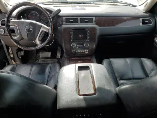 2008 GMC Yukon XL z VIN 1GKFK66898J106607, wystawiony jako Copart lot #47481335 z przebiegiem 214 283 mil mil oraz Szkoda całkowita • Salvage title. Historia ofert i sprzedaży dostępna na DreamBid. Obrazek 8.