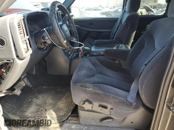 2001 GMC New Sierra 1500 SL with VIN 1GTEC19V91Z170484, listed as a Copart auction lot 43427915 with 357,362 mi miles and Clean Title. Bid and sale history available at carsss.com. Image 7.