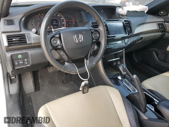 2016 Honda Accord Touring z VIN 1HGCT2B06GA004718, wystawiony jako Copart lot #59958695 z przebiegiem 119 894 mil mil oraz Szkoda całkowita • Salvage title. Historia ofert i sprzedaży dostępna na DreamBid. Obrazek 8.