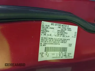 2005 Ford Explorer XLS z VIN 1FMZU62K85UB30746, wystawiony jako IAAI lot #42350564 z przebiegiem 164 685 mil mil oraz . Historia ofert i sprzedaży dostępna na DreamBid. Obrazek 9.