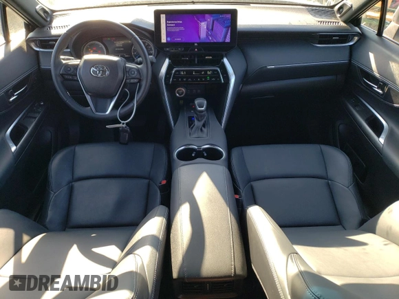 2023 Toyota Venza LE with VIN JTEAAAAH5PJ123580, listed as a Copart auction lot 48107025 with 28,580 mi miles and Salvage Title. Bid and sale history available at carsss.com. Image 8.