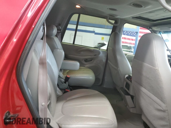 2002 Ford Expedition Eddie Bauer with VIN 1FMPU18L22LA88795, listed as a Copart auction lot 49860805 with 195,631 mi miles and Salvage title. Bid and sale history available at DreamBid. Image 11.