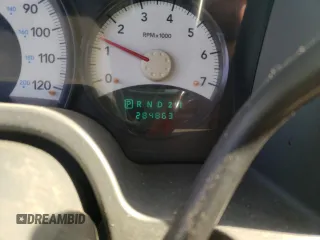2007 Dodge Dakota z VIN 1D7HW22P07S176624, wystawiony jako Copart lot #68370994 z przebiegiem 284 863 mil mil oraz Szkoda całkowita • Salvage title. Historia ofert i sprzedaży dostępna na DreamBid. Obrazek 8.