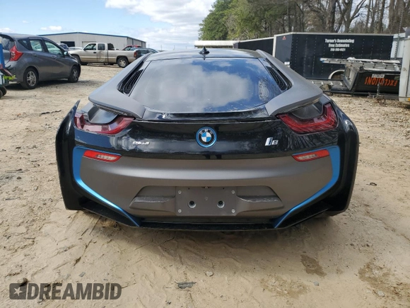 2015 BMW i8 z VIN WBY2Z2C52FV391003, wystawiony jako Copart lot #49772875 z przebiegiem Nie podano mil oraz Szkoda całkowita • Salvage title. Historia ofert i sprzedaży dostępna na DreamBid. Obrazek 6.