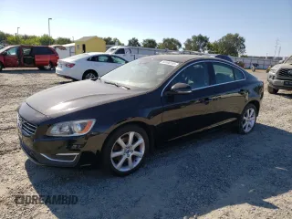 2016 Volvo S60 T5 Drive-E Premier z VIN YV126MFK5G2405867, wystawiony jako Copart lot #63696245 z przebiegiem 157 532 mil mil oraz Czysty tytuł • Clean title. Historia ofert i sprzedaży dostępna na DreamBid. Obrazek 1.