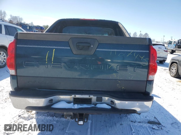 2005 Chevrolet Avalanche Z71 with VIN 3GNEK12Z25G288194, listed as a Copart auction lot 44747375 with 211,284 mi miles and Salvage Title. Bid and sale history available at carsss.com. Image 6.