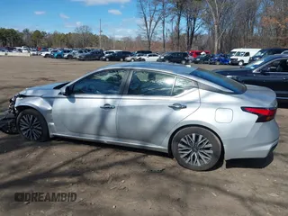 2023 Nissan Altima SV z VIN 1N4BL4DV3PN332952, wystawiony jako IAAI lot #41731261 z przebiegiem 16 720 mil mil oraz . Historia ofert i sprzedaży dostępna na DreamBid. Obrazek 14.