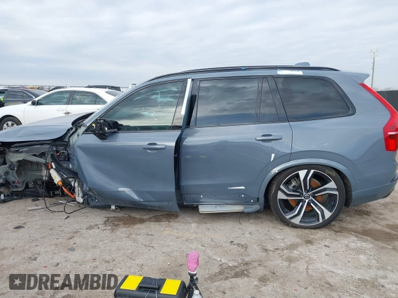 2022 Volvo XC90 R-Design with VIN YV4BR0CM8N1816644, listed as a IAAI auction lot 41558435 with 64,255 mi miles. Bid and sale history available at carsss.com. Image 15.