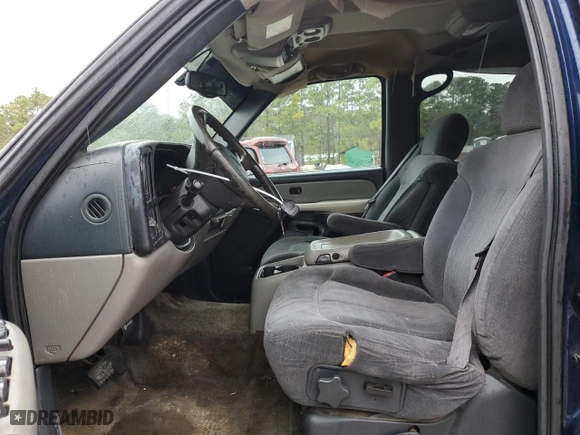 2002 Chevrolet Tahoe LT with VIN 1GNEC13ZX2R170031, listed as a Copart auction lot 88728135 with 370,496 mi miles and Salvage Title. Bid and sale history available at carsss.com. Image 7.