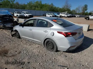 2018 Hyundai Accent SE z VIN 3KPC24A31JE013744, wystawiony jako Copart lot #52619315 z przebiegiem 89 887 mil mil oraz Szkoda całkowita • Salvage title. Historia ofert i sprzedaży dostępna na DreamBid. Obrazek 2.
