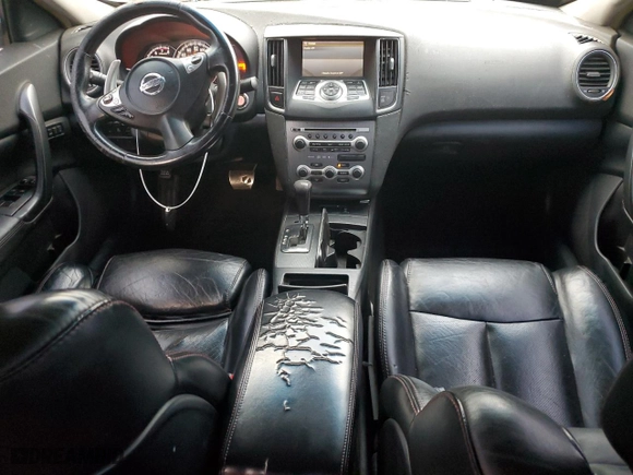 2009 Nissan Maxima 3.5 SV w/Sport Pkg with VIN 1N4AA51E49C832421, listed as a Copart auction lot 82136024 with 258,286 mi miles and Clean Title. Bid and sale history available at carsss.com. Image 8.