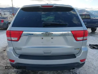 2011 Jeep Grand Cherokee Laredo with VIN 1J4RR4GG7BC584500, listed as a IAAI auction lot 41383355 with 161,722 mi miles. Bid and sale history available at carsss.com. Image 16.