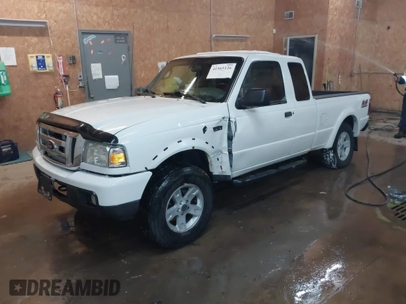 2006 Ford Ranger XLT with VIN 1FTZR45E76PA41525, listed as a IAAI auction lot 41565126 with 185,961 mi miles. Bid and sale history available at carsss.com. Image 2.