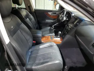 2014 Infiniti QX70 z VIN JN8CS1MW0EM411494, wystawiony jako Copart lot #55810625 z przebiegiem 94 258 mil mil oraz Szkody całkowita. Historia ofert i sprzedaży dostępna na DreamBid. Obrazek 7.