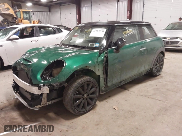 2020 MINI Hardtop Cooper S z VIN WMWXR5C01L2L36999, wystawiony jako IAAI lot #41404558 z przebiegiem 24 930 mil mil oraz . Historia ofert i sprzedaży dostępna na DreamBid. Obrazek 18.