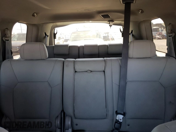2009 Honda Pilot LX z VIN 5FNYF38269B003377, wystawiony jako Copart lot #47388254 z przebiegiem 177 305 mil mil oraz Nie do naprawy • Non repairable. Historia ofert i sprzedaży dostępna na DreamBid. Obrazek 10.