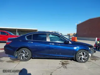 2017 Honda Accord Sedan LX with VIN 1HGCR2F38HA272965, listed as a IAAI auction lot 41418049 with 72,513 mi miles. Bid and sale history available at carsss.com. Image 14.