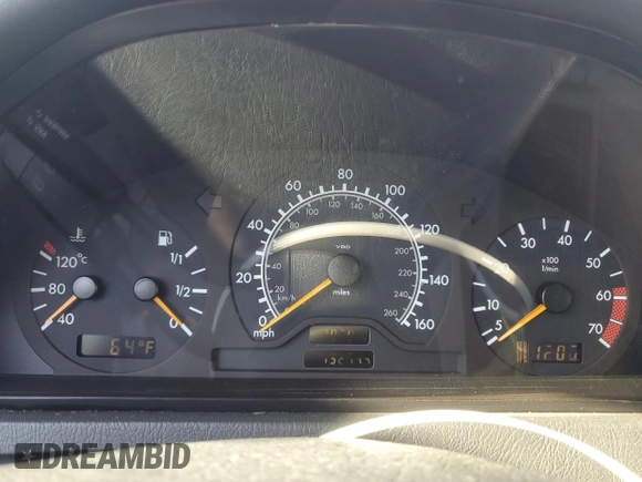 2000 Mercedes-Benz C 230 Kompressor with VIN WDBHA24G5YA805662, listed as a Copart auction lot 46092875 with 152,744 mi miles and Non Repairable. Bid and sale history available at carsss.com. Image 9.