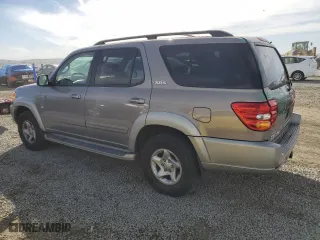 2001 Toyota Sequoia SR5 with VIN 5TDZT34A71S043137, listed as a Copart auction lot 47221885 with 101,156 mi miles and Salvage Title. Bid and sale history available at carsss.com. Image 2.