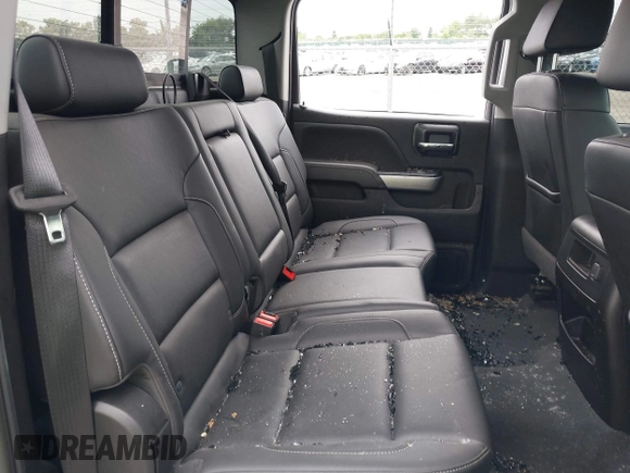 2019 Chevrolet Silverado 2500HD LTZ with VIN 1GC1KTEY5KF151527, listed as a IAAI auction lot 37045890 with 120,233 mi miles. Bid and sale history available at carsss.com. Image 8.
