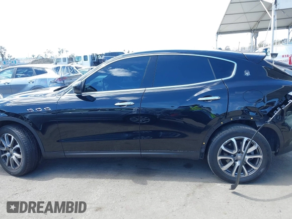 2018 Maserati Levante with VIN ZN661XUAXJX301224, listed as a IAAI auction lot 41939558 with 71,090 mi miles and . Bid and sale history available at DreamBid. Image 14.