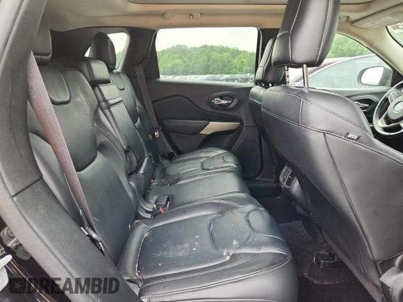 2017 Jeep Cherokee High Altitude z VIN 1C4PJMDS7HW637720, wystawiony jako Copart lot #62146695 z przebiegiem 152 363 mil mil oraz Czysty tytuł • Clean title. Historia ofert i sprzedaży dostępna na DreamBid. Obrazek 10.