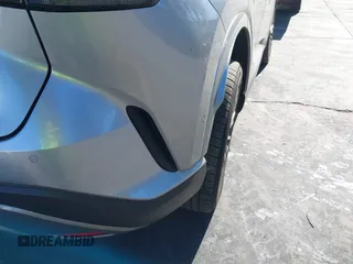 2024 Lexus RX 350h z VIN 2T2BBMCAXRC036064, wystawiony jako IAAI lot #41344207 z przebiegiem 9389 mil mil oraz . Historia ofert i sprzedaży dostępna na DreamBid. Obrazek 12.