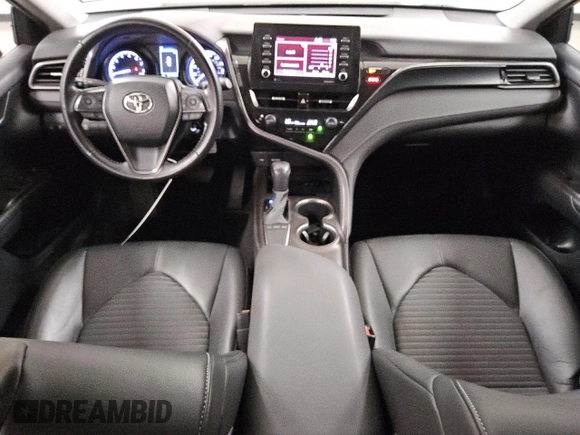 2022 Toyota Camry SE with VIN 4T1G11AK2NU698835, listed as a Copart auction lot 53816855 with 61,183 mi miles and Clean Title. Bid and sale history available at DreamBid. Image 8.