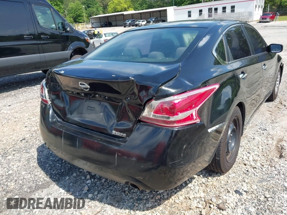 2015 Nissan Altima SV z VIN 1N4AL3AP0FC126932, wystawiony jako IAAI lot #42232948 z przebiegiem 233 771 mil mil oraz . Historia ofert i sprzedaży dostępna na DreamBid. Obrazek 6.