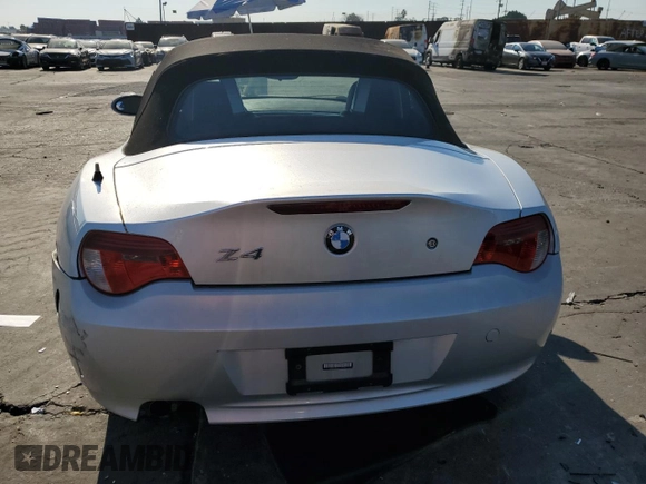 2006 BMW Z4 3.0i with VIN 4USBU33566LW58266, listed as a Copart auction lot 88115635 with 90,409 mi miles and Salvage Title. Bid and sale history available at carsss.com. Image 6.