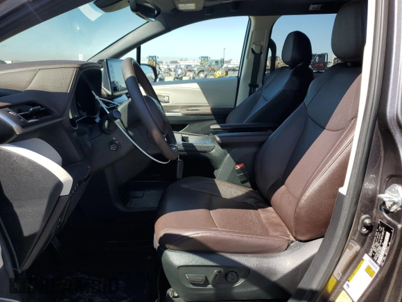 2023 Toyota Sienna Platinum with VIN 5TDESKFC2PS106874, listed as a Copart auction lot 50348725 with 10,329 mi miles and Non Repairable. Bid and sale history available at DreamBid. Image 7.