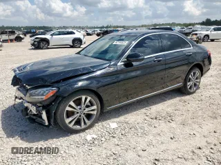 2021 Mercedes-Benz C 300 z VIN W1KWF8EB5MR643470, wystawiony jako Copart lot #62184825 z przebiegiem 45 051 mil mil oraz Szkoda całkowita • Salvage title. Historia ofert i sprzedaży dostępna na DreamBid. Obrazek 1.