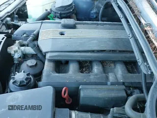 2001 BMW 3 Series 325i z VIN WBAAV33451FU76522, wystawiony jako IAAI lot #43149592 z przebiegiem Nie podano mil oraz . Historia ofert i sprzedaży dostępna na DreamBid. Obrazek 16.