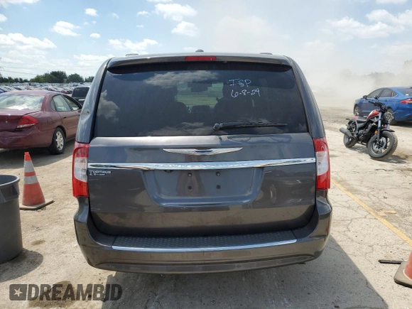 2015 Chrysler Town & Country Touring L with VIN 2C4RC1CG4FR609782, listed as a Copart auction lot 59926354 with 117,123 mi miles and Salvage Title. Bid and sale history available at DreamBid. Image 6.