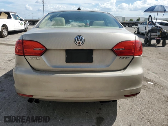 2013 Volkswagen Jetta SE with VIN 3VWDX7AJ9DM232772, listed as a Copart auction lot 61648835 with 158,291 mi miles and Salvage title. Bid and sale history available at DreamBid. Image 6.